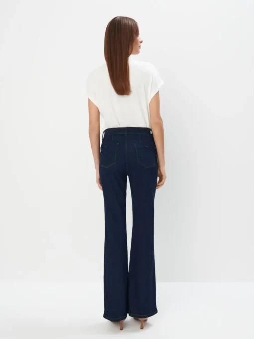 Jeans>MOHITO Ausgestellte Jeans Navy