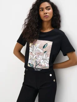 T-shirts, Tops>MOHITO Baumwoll-T-Shirt mit Print Schwarz