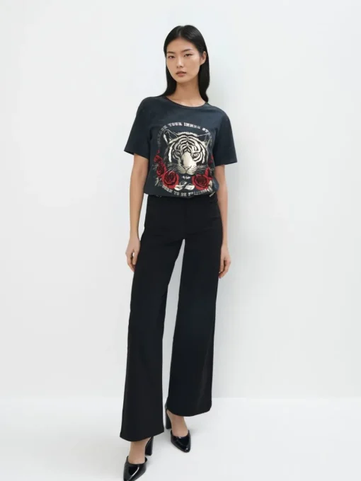 T-shirts, Tops>MOHITO Baumwoll-T-Shirt mit Print Schwarz