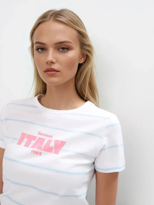 T-shirts, Tops>MOHITO Baumwoll-T-Shirt mit Print Blau