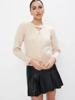 Pullover>MOHITO Beige Strickjacke mit Zierknöpfen Nude