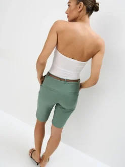Shorts></noscript>MOHITO Bermuda-Shorts Grün