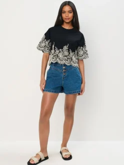 Blusen, Hemden></noscript>MOHITO Bestickte Bluse Schwarz