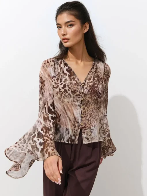 Blusen, Hemden>MOHITO Blouse with animal print Beige
