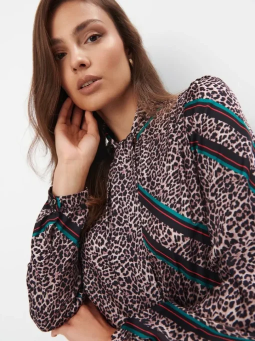 Blusen, Hemden>MOHITO Bluse mit Animal-Print Mehrfarbig