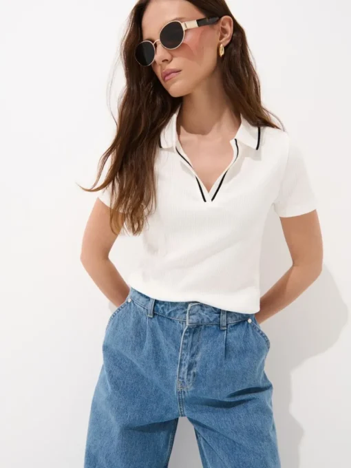 T-shirts, Tops>MOHITO Bluse mit Kragen Creme