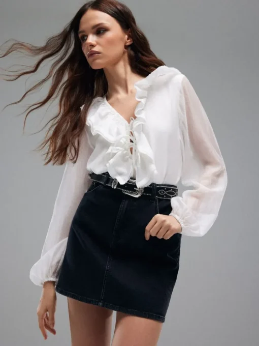 Blusen, Hemden>MOHITO Bluse mit Rüschen Creme