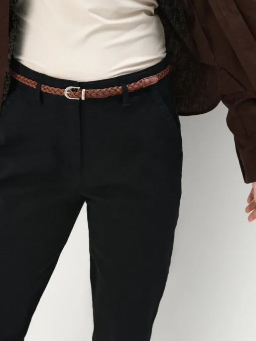 Hosen>MOHITO Chinohose mit Gürtel Schwarz