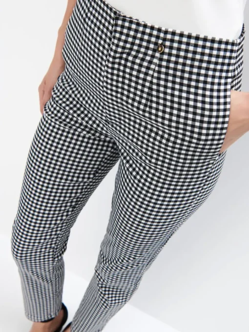 Hosen>MOHITO Elegante Hosen Schwarz