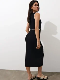 Coming Soon!></noscript>MOHITO Figurbetontes Midikleid Schwarz