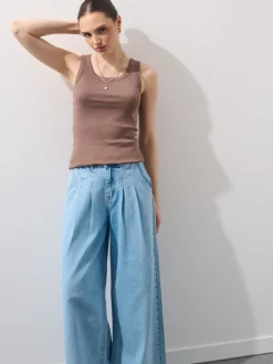 T-shirts, Tops>MOHITO Figurbetontes Top Kaffeebraun