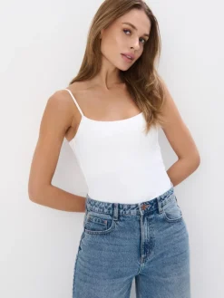 T-shirts, Tops>MOHITO Figurbetontes Top Weiu00df