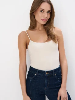 T-shirts, Tops>MOHITO Figurbetontes Top Beige
