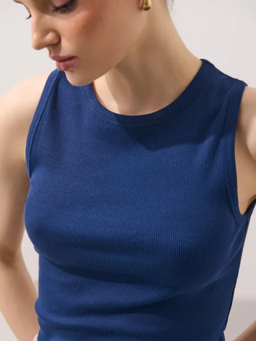 T-shirts, Tops>MOHITO Figurbetontes Top Navy