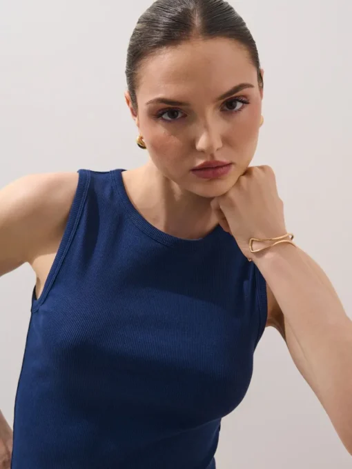 T-shirts, Tops>MOHITO Figurbetontes Top Navy