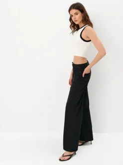 T-shirts, Tops>MOHITO Figurbetontes Top Creme
