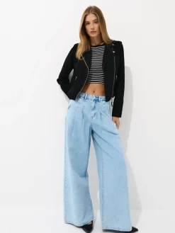 T-shirts, Tops>MOHITO Figurbetontes Top Schwarz