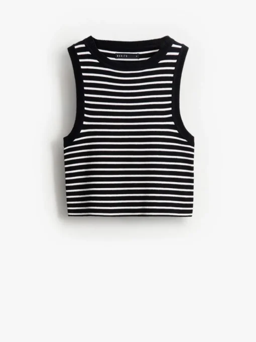 T-shirts, Tops>MOHITO Figurbetontes Top Schwarz