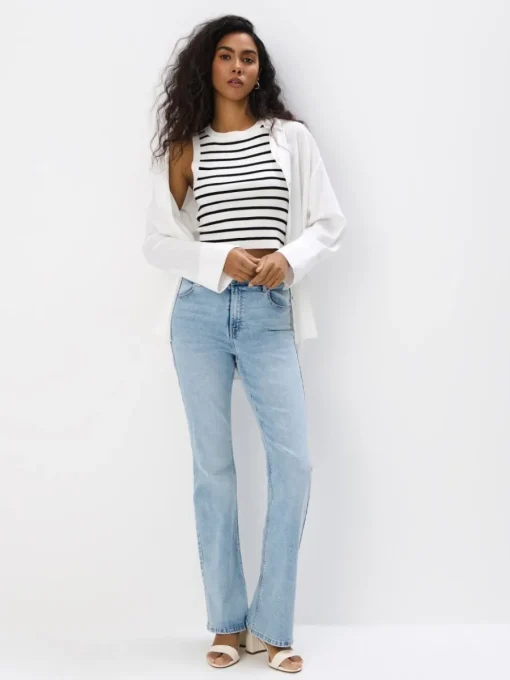 T-shirts, Tops>MOHITO Figurbetontes Top Creme