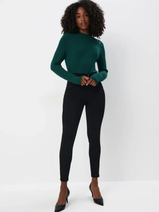 Pullover>MOHITO Figurnaher Pullover Grün