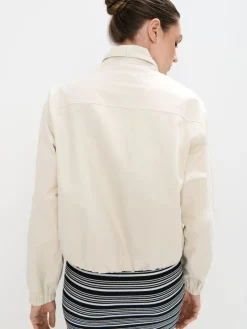 Coming Soon!></noscript>MOHITO Frühlingsjacke Creme