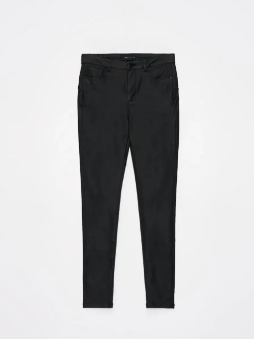Jeans>MOHITO Gewachste Hose Schwarz