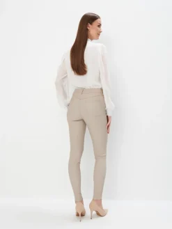 Jeans>MOHITO Gewachste Hose im Skinny-Fit Beige