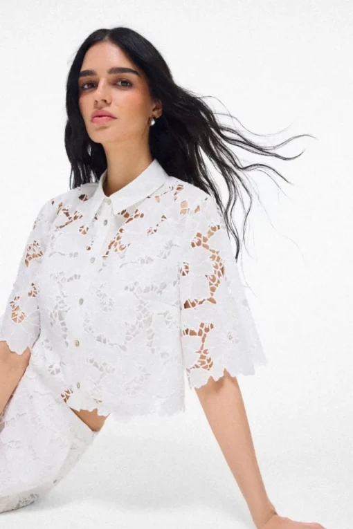 Blusen, Hemden>MOHITO Hemdbluse mit Stickereidetail Creme
