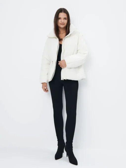 Jacken, Mäntel>MOHITO High collar jacket Creme
