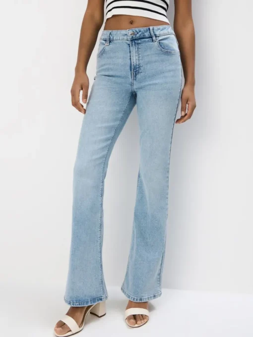 Jeans>MOHITO High waisted flare jeans Blau
