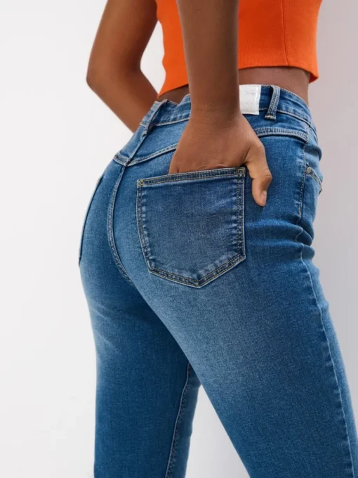 Jeans>MOHITO High waisted flare jeans Blau