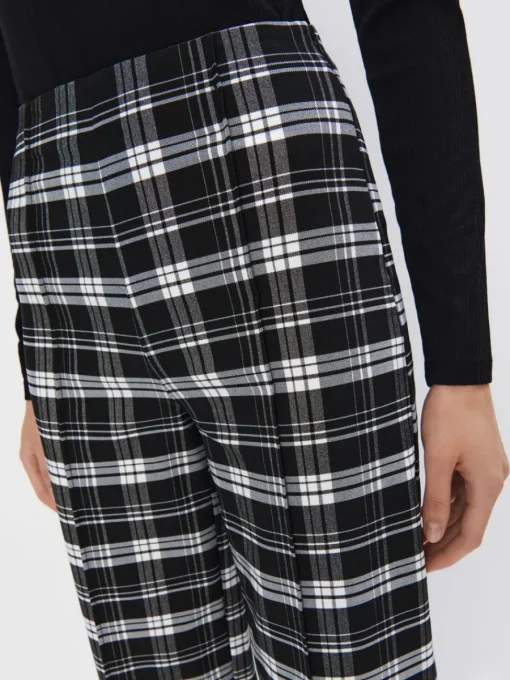 Hosen>MOHITO Hose Schwarz
