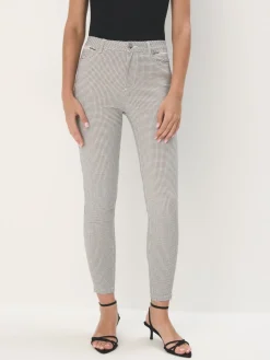 Hosen>MOHITO Hose im Skinny-Fit Schwarz