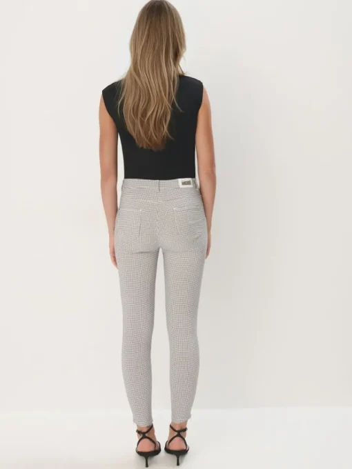 Hosen>MOHITO Hose im Skinny-Fit Schwarz