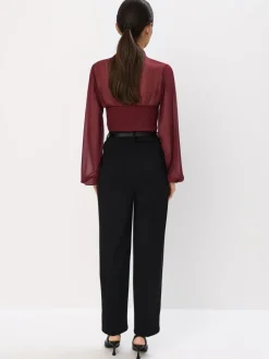 Hosen></noscript>MOHITO Hose mit Gürtel Schwarz