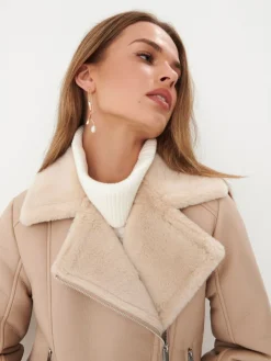 Jacken, Mäntel>MOHITO Jacke mit Pelzkragen Beige