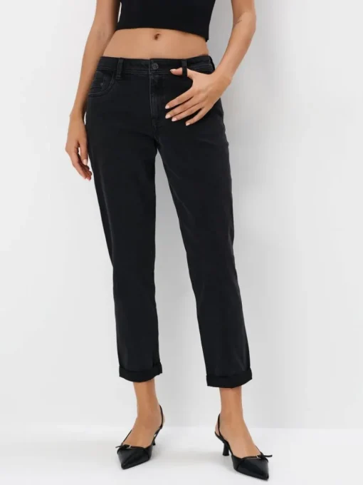 Jeans>MOHITO Jeans im Boyfriend-Fit Schwarz