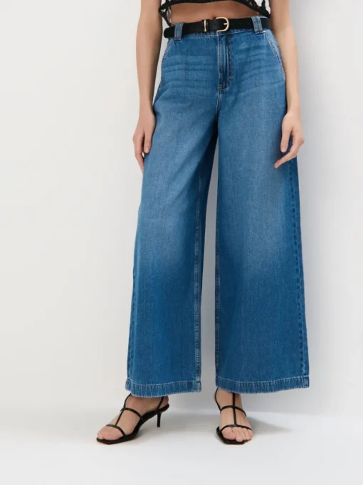 Jeans>MOHITO Jeans mit breiten Beinen Blau
