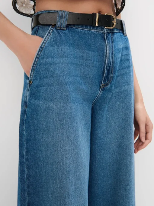 Jeans>MOHITO Jeans mit breiten Beinen Blau