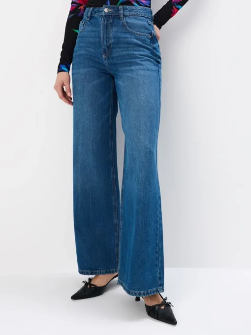 Jeans>MOHITO Jeans mit weitem Bein Blau