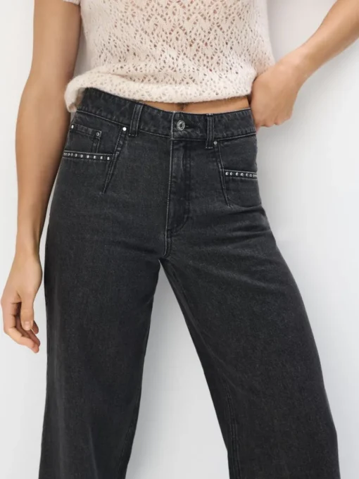 Jeans>MOHITO Jeans mit weitem Bein Schwarz