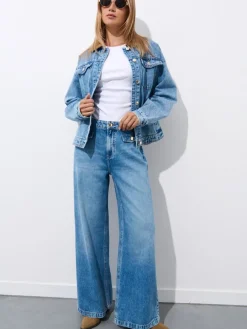 Jeans>MOHITO Jeans mit weitem Bein Blau