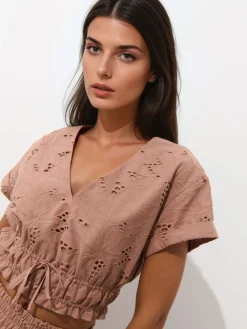 Blusen, Hemden></noscript>MOHITO Kurze Bluse Kaffeebraun