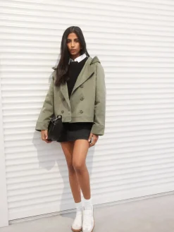 Jacken, Mäntel>MOHITO Kurzer Trenchcoat Khaki