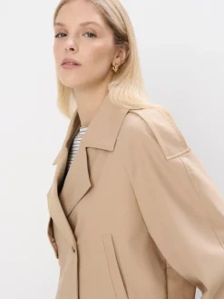 Jacken, Mäntel></noscript>MOHITO Kurzer Trenchcoat Beige