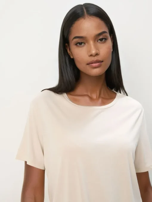 T-shirts, Tops>MOHITO LADIES` T-SHIRT Nude