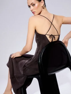 Kleider, Overalls|Entdecke Alles></noscript>MOHITO Maxikleid mit Trägern Dunkelbraun