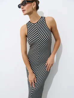 Bestsellers></noscript>MOHITO Midi-Strickkleid Schwarz