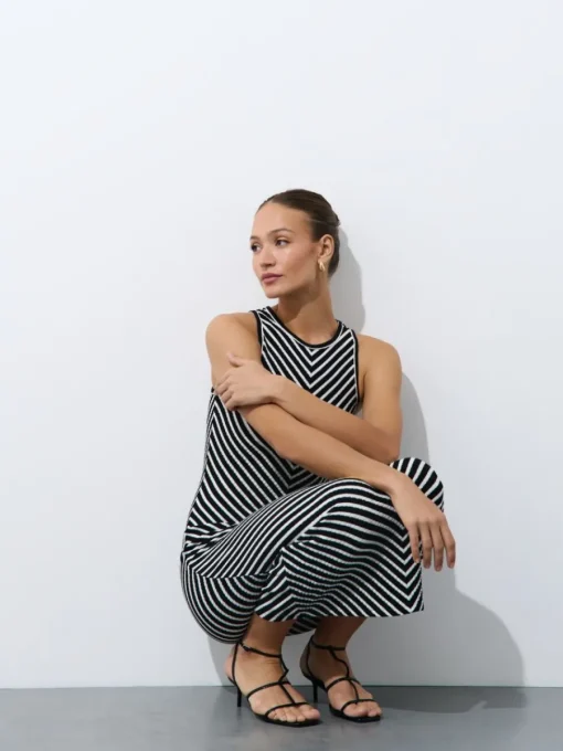 Bestsellers>MOHITO Midi-Strickkleid Schwarz