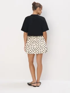 Frühlingskleider|Kleider, Overalls></noscript>MOHITO Minikleid Schwarz